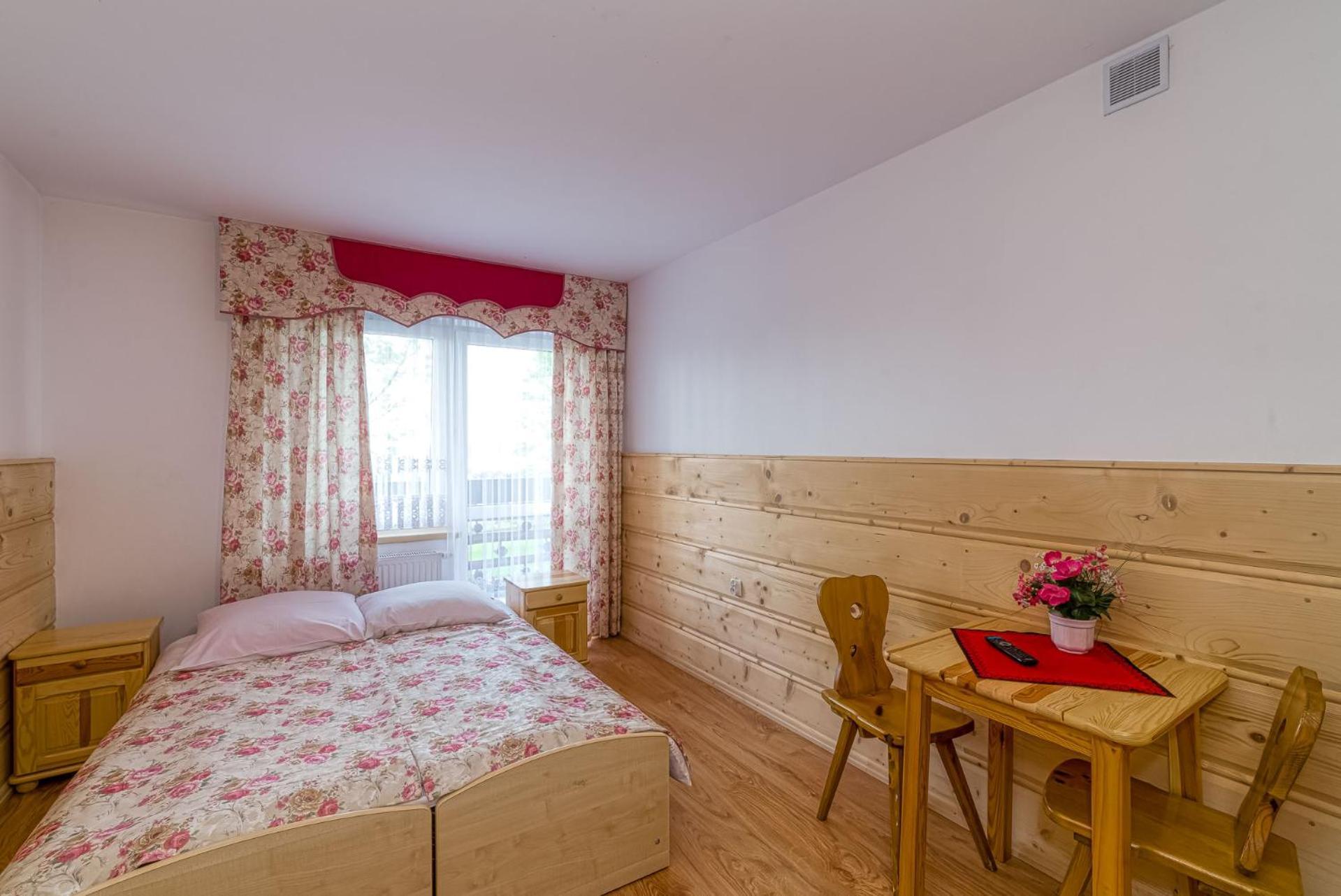 Dom Wczasowy Anna Maria Sierockie Exterior foto