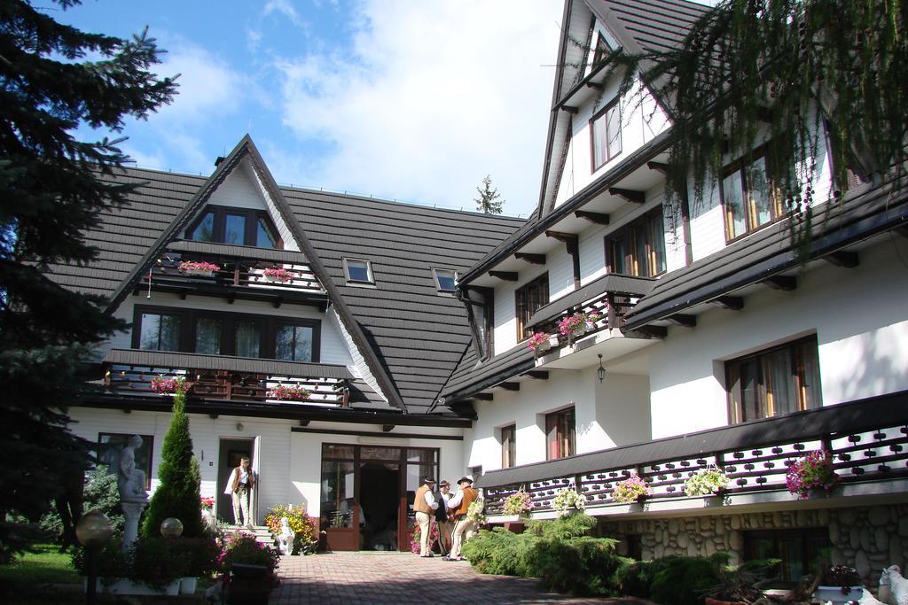 Dom Wczasowy Anna Maria Sierockie Exterior foto